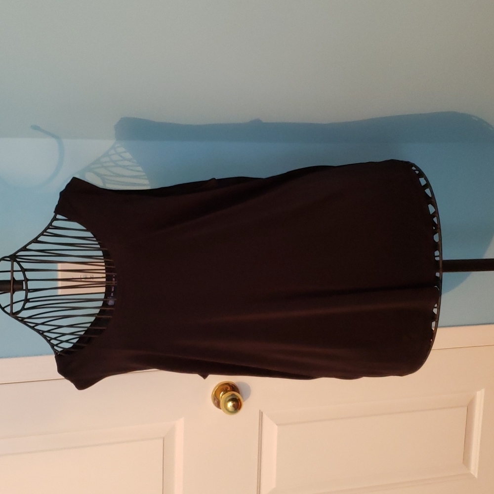 Shell - sleeveless pullover top